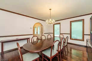 104 Shrewsbury Dr, Livingston, NJ 07039 - Photo 9