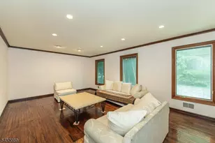 104 Shrewsbury Dr, Livingston, NJ 07039 - Photo 7