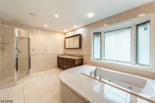 104 Shrewsbury Dr, Livingston, NJ 07039 - Photo 25
