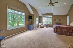 77 Riverside Dr, Bernards Township, NJ 07920 - Photo 19