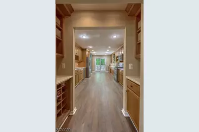 77 Riverside Dr, Bernards Township, NJ 07920 - Photo 11