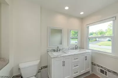 14 Queens Rd, Rockaway Township, NJ 07866 - Photo 15