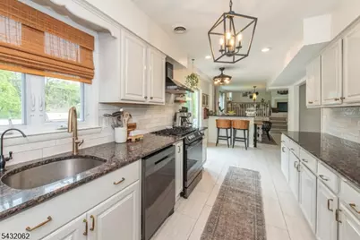 14 Queens Rd, Rockaway Township, NJ 07866 - Photo 11