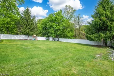 14 Queens Rd, Rockaway Township, NJ 07866 - Photo 21