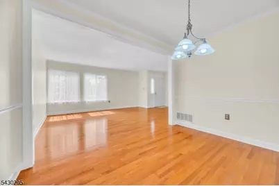 39 Balsam Ct, Hillsborough Township, NJ 08844 - Photo 9