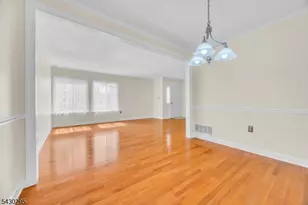 39 Balsam Ct, Hillsborough Township, NJ 08844 - Photo 9