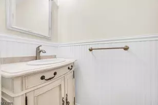 39 Balsam Ct, Hillsborough Township, NJ 08844 - Photo 17
