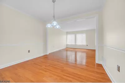 39 Balsam Ct, Hillsborough Township, NJ 08844 - Photo 11