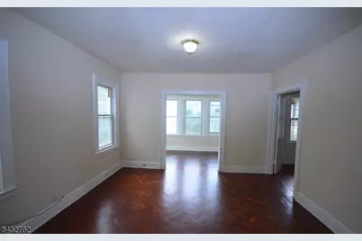 30 Goodwin Ave, Newark, NJ 07112 - Photo 3