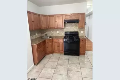 122 Littleton Ave, Newark, NJ 07103 - Photo 9