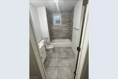 122 Littleton Ave, Newark, NJ 07103 - Photo 11