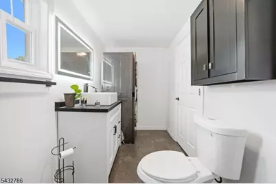71 Spring St, Nutley, NJ 07110 - Photo 13