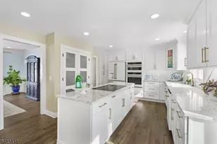 31 Warren Cutting, Chester, NJ 07930 - Photo 7