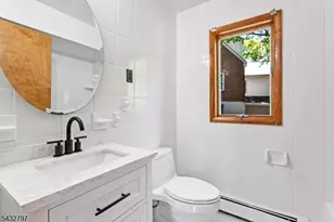 17 Hickory Dr, Oakland, NJ 07436 - Photo 11