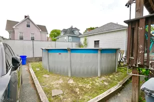 566 Highland Ave, Newark, NJ 07104 - Photo 33