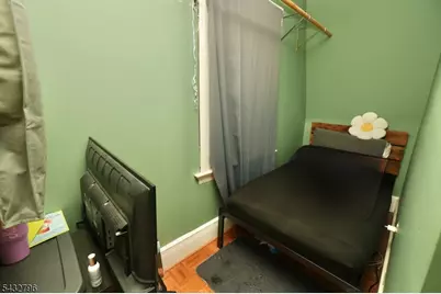 566 Highland Ave, Newark, NJ 07104 - Photo 27