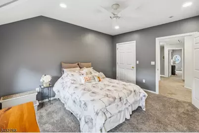 72 Forest Ave, Hawthorne, NJ 07506 - Photo 19