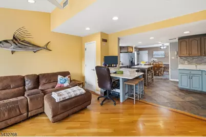 72 Forest Ave, Hawthorne, NJ 07506 - Photo 15