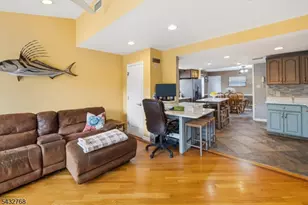 72 Forest Ave, Hawthorne, NJ 07506 - Photo 15