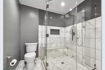 234 Norwich Ct, Madison, NJ 07940 - Photo 13