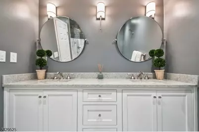 234 Norwich Ct, Madison, NJ 07940 - Photo 15