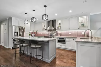 234 Norwich Ct, Madison, NJ 07940 - Photo 1