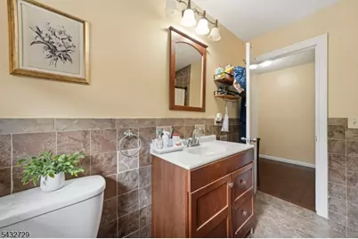 22 Federal Hill Rd, Pompton Lakes, NJ 07442 - Photo 21