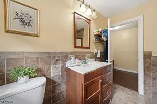 22 Federal Hill Rd, Pompton Lakes, NJ 07442 - Photo 21