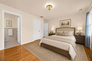 578 Route 614, Union Township, NJ 08802 - Photo 35