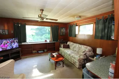 34 Union St, Hawthorne, NJ 07506 - Photo 7