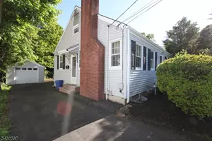 34 Union St, Hawthorne, NJ 07506 - Photo 3