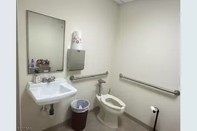 107 W Main St, Clinton, NJ 08809 - Photo 19