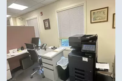 107 W Main St, Clinton, NJ 08809 - Photo 7