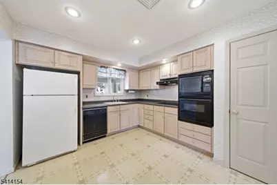 67 Hook Mountain Rd, Montville Township, NJ 07045 - Photo 9