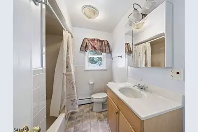 67 Hook Mountain Rd, Montville Township, NJ 07045 - Photo 15