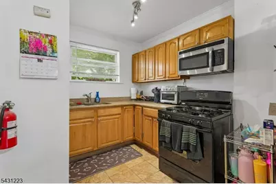 47 Chestnut St, West Orange Township, NJ 07052 - Photo 13