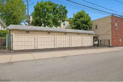 47 Chestnut St, West Orange Township, NJ 07052 - Photo 27