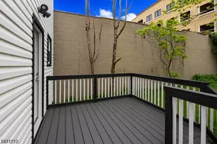 654 S 12th St, Newark, NJ 07103 - Photo 23