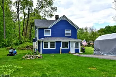 42 Kanouse Rd, West Milford, NJ 07435 - Photo 3