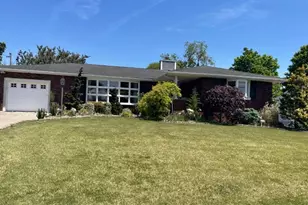 72 Meehan Ave, Raritan, NJ 08869 - Photo 1