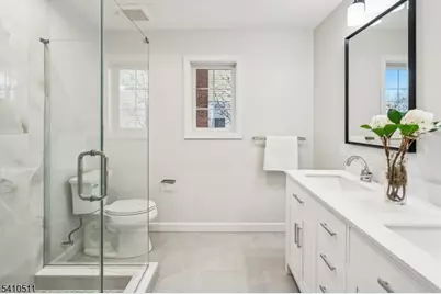 161 Myrtle Ave, Millburn, NJ 07041 - Photo 17
