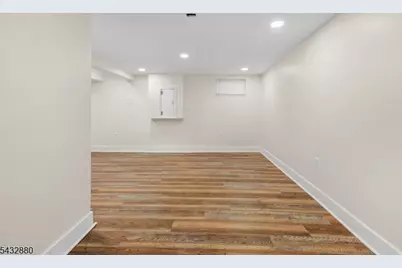 79 Elberon Ave, Paterson, NJ 07502 - Photo 31