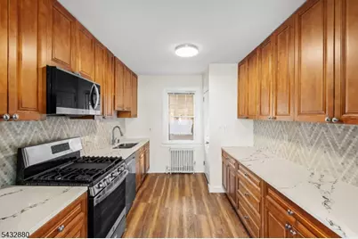 79 Elberon Ave, Paterson, NJ 07502 - Photo 23