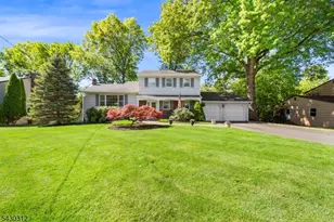 4 Gregmar Ct, Florham Park, NJ 07932 - Photo 1