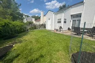 419 Cardinal Ln, Bedminster Township, NJ 07921 - Photo 17