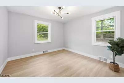 1 Lorelei Rd, West Orange Township, NJ 07052 - Photo 15