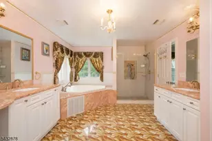 6 Hyer Farm Rd, Roseland, NJ 07068 - Photo 13