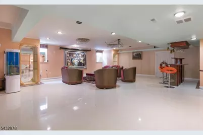 6 Hyer Farm Rd, Roseland, NJ 07068 - Photo 21