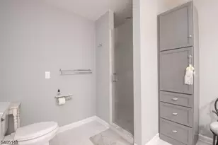 28 Old 4th Dr, Jefferson Township, NJ 07438 - Photo 17