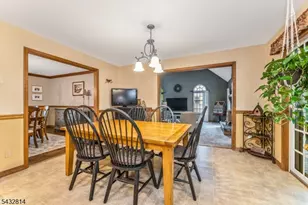 4 Drake Ct, Holland Township, NJ 08848 - Photo 7